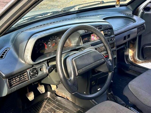 Сірий ВАЗ 21099, об'ємом двигуна 1.6 л та пробігом 151 тис. км за 1450 $, фото 5 на Automoto.ua