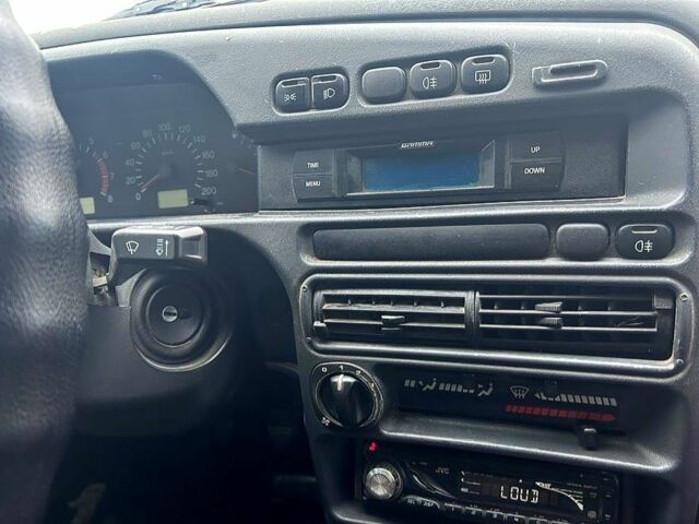 Серый ВАЗ 21099, объемом двигателя 1.6 л и пробегом 300 тыс. км за 1064 $, фото 8 на Automoto.ua