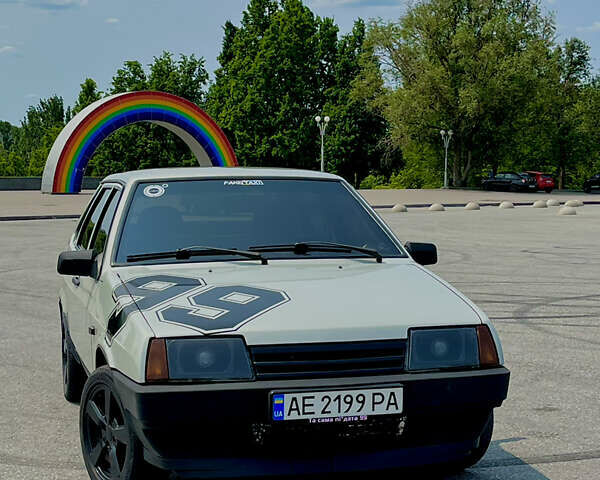 Сірий ВАЗ 21099, об'ємом двигуна 1.6 л та пробігом 172 тис. км за 2600 $, фото 1 на Automoto.ua
