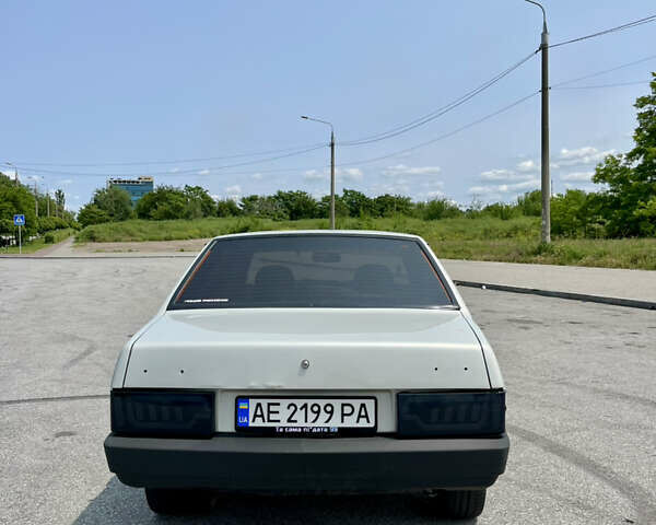Сірий ВАЗ 21099, об'ємом двигуна 1.6 л та пробігом 172 тис. км за 2600 $, фото 4 на Automoto.ua