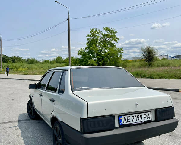 Сірий ВАЗ 21099, об'ємом двигуна 1.6 л та пробігом 172 тис. км за 2600 $, фото 5 на Automoto.ua