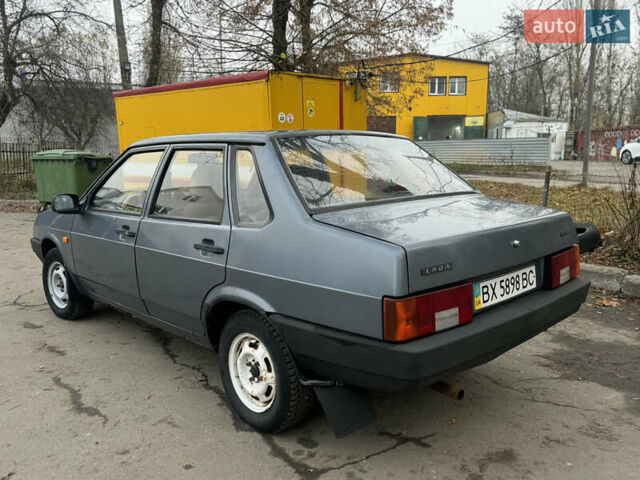 Серый ВАЗ 21099, объемом двигателя 1.6 л и пробегом 97 тыс. км за 1399 $, фото 3 на Automoto.ua