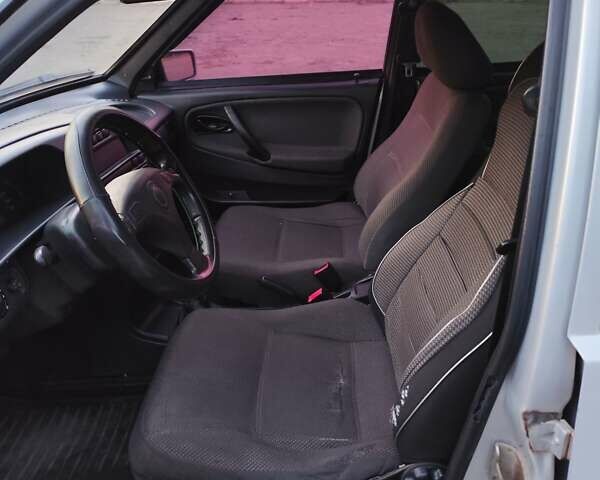 Сірий ВАЗ 21099, об'ємом двигуна 1.6 л та пробігом 205 тис. км за 2200 $, фото 7 на Automoto.ua