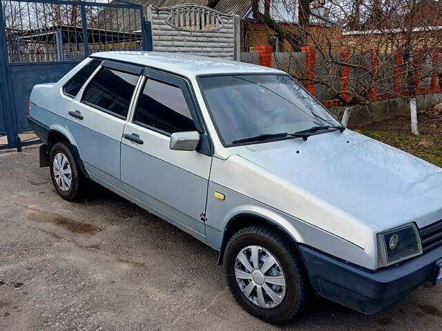 Серый ВАЗ 21099, объемом двигателя 16 л и пробегом 204 тыс. км за 1800 $, фото 1 на Automoto.ua