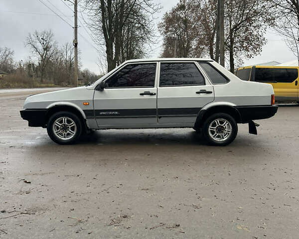 Сірий ВАЗ 21099, об'ємом двигуна 1.6 л та пробігом 158 тис. км за 2200 $, фото 2 на Automoto.ua