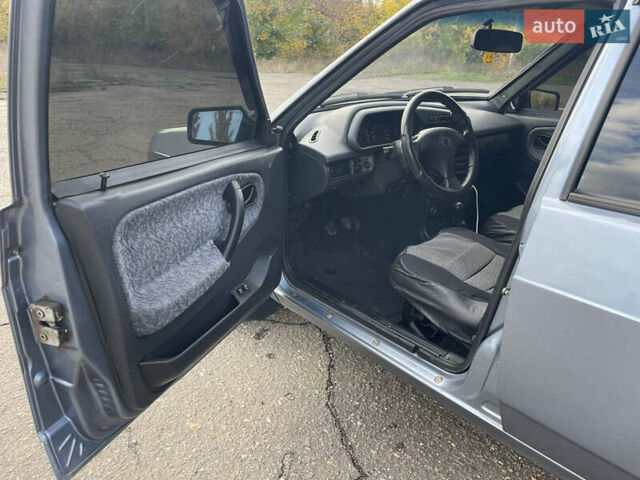 Серый ВАЗ 21099, объемом двигателя 1.6 л и пробегом 117 тыс. км за 2900 $, фото 6 на Automoto.ua