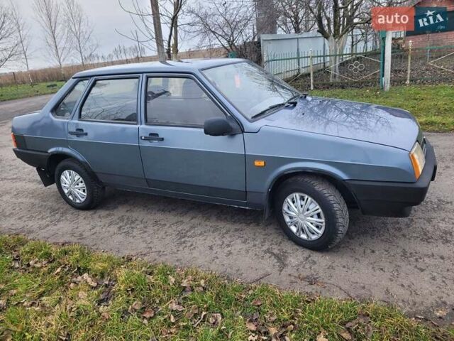 Серый ВАЗ 21099, объемом двигателя 1.6 л и пробегом 197 тыс. км за 1799 $, фото 5 на Automoto.ua