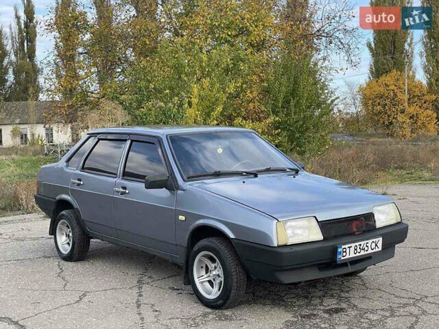 Серый ВАЗ 21099, объемом двигателя 1.6 л и пробегом 117 тыс. км за 2900 $, фото 1 на Automoto.ua
