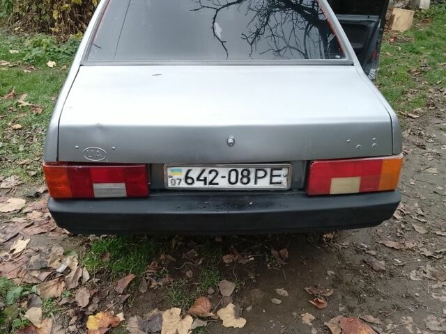 Серый ВАЗ 21099, объемом двигателя 1 л и пробегом 222 тыс. км за 475 $, фото 1 на Automoto.ua