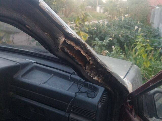 Серый ВАЗ 21099, объемом двигателя 1.5 л и пробегом 780 тыс. км за 400 $, фото 3 на Automoto.ua