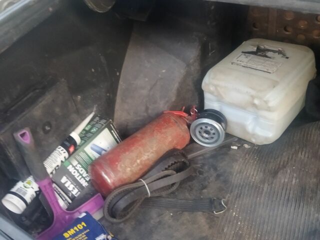 Серый ВАЗ 21099, объемом двигателя 1.5 л и пробегом 780 тыс. км за 400 $, фото 8 на Automoto.ua