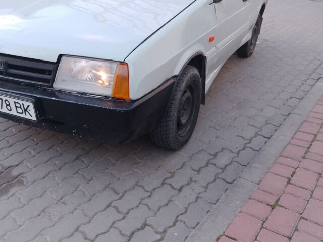 ВАЗ 21099 2005 в Надворной на Automoto.ua Серый ВАЗ 21099, объемом двигателя 1.5 л и пробегом 179 тыс. км за 1450 $, фото 5 на Automoto.ua