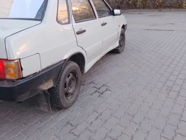 ВАЗ 21099 2005 в Надворной на Automoto.ua Серый ВАЗ 21099, объемом двигателя 1.5 л и пробегом 179 тыс. км за 1450 $, фото 6 на Automoto.ua