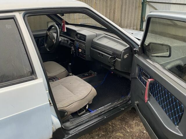 Серый ВАЗ 21099, объемом двигателя 1.5 л и пробегом 1000 тыс. км за 1650 $, фото 2 на Automoto.ua