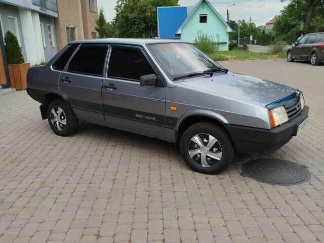 Серый ВАЗ 21099, объемом двигателя 1.6 л и пробегом 109 тыс. км за 1700 $, фото 3 на Automoto.ua