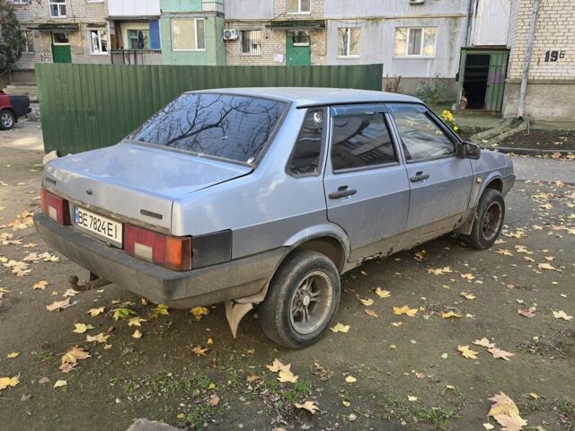 Серый ВАЗ 21099, объемом двигателя 1.6 л и пробегом 230 тыс. км за 550 $, фото 2 на Automoto.ua