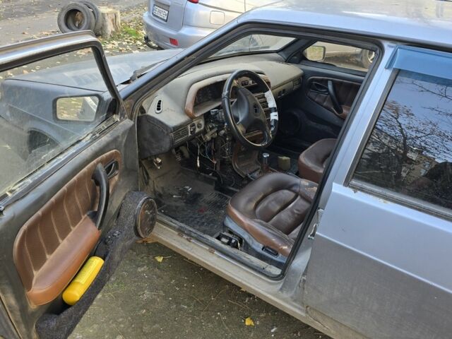 Серый ВАЗ 21099, объемом двигателя 1.6 л и пробегом 230 тыс. км за 550 $, фото 5 на Automoto.ua