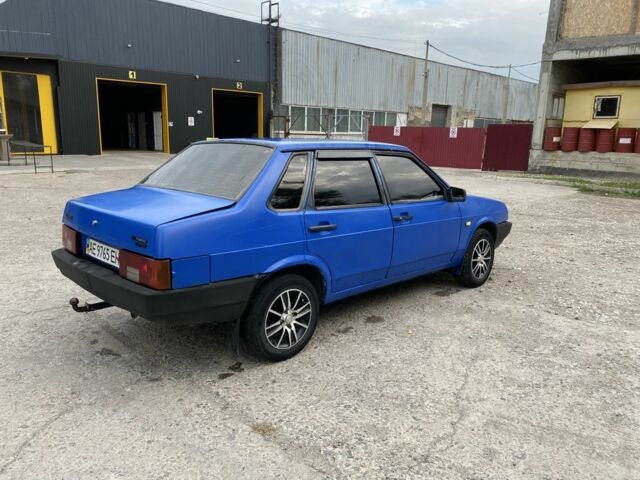 Синий ВАЗ 21099, объемом двигателя 1.5 л и пробегом 143 тыс. км за 1200 $, фото 2 на Automoto.ua
