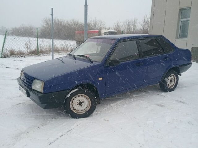 Синий ВАЗ 21099, объемом двигателя 1.5 л и пробегом 134 тыс. км за 800 $, фото 1 на Automoto.ua