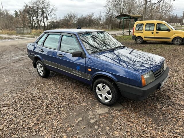 Синий ВАЗ 21099, объемом двигателя 1.6 л и пробегом 208 тыс. км за 2200 $, фото 1 на Automoto.ua