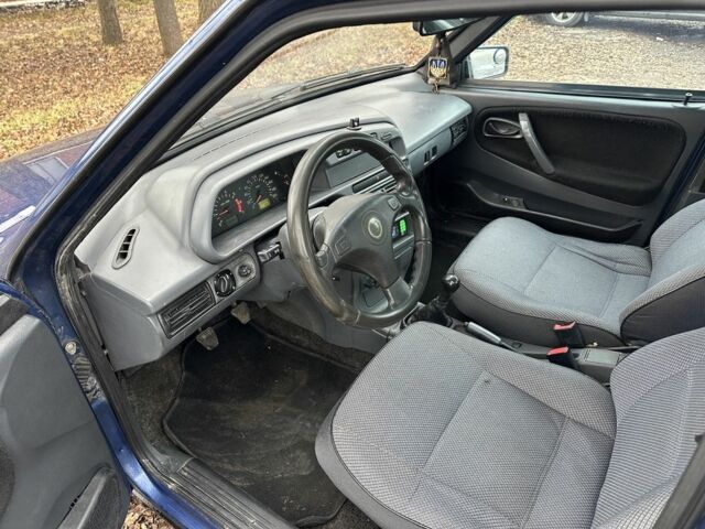 Синий ВАЗ 21099, объемом двигателя 1.6 л и пробегом 208 тыс. км за 2200 $, фото 7 на Automoto.ua