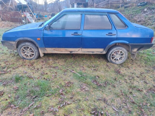 Синий ВАЗ 21099, объемом двигателя 1.5 л и пробегом 2 тыс. км за 600 $, фото 3 на Automoto.ua