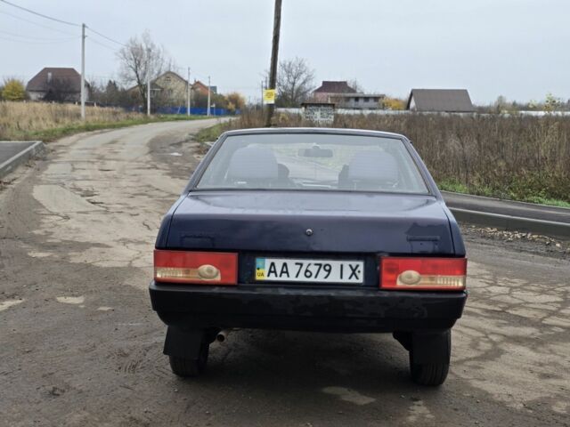 Синий ВАЗ 21099, объемом двигателя 1.5 л и пробегом 200 тыс. км за 650 $, фото 1 на Automoto.ua