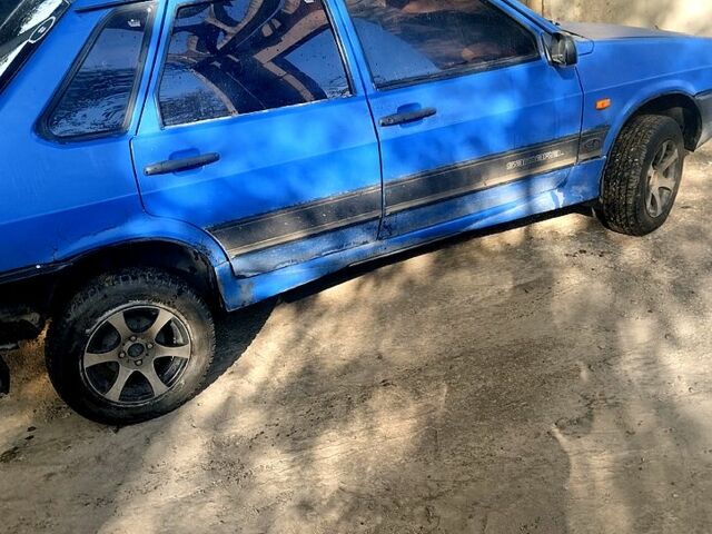 Синій ВАЗ 21099, об'ємом двигуна 1.5 л та пробігом 200 тис. км за 600 $, фото 2 на Automoto.ua