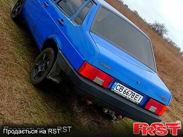 Синий ВАЗ 21099, объемом двигателя 1.5 л и пробегом 76 тыс. км за 1500 $, фото 2 на Automoto.ua