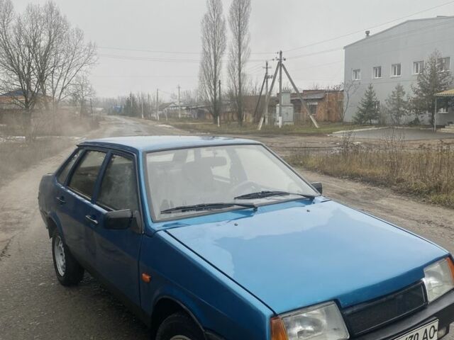 Синий ВАЗ 21099, объемом двигателя 0 л и пробегом 200 тыс. км за 800 $, фото 12 на Automoto.ua