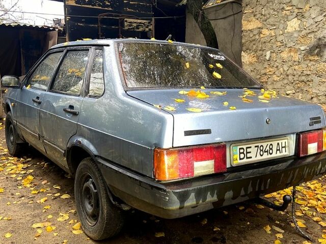 Синий ВАЗ 21099, объемом двигателя 1.5 л и пробегом 95 тыс. км за 1000 $, фото 2 на Automoto.ua