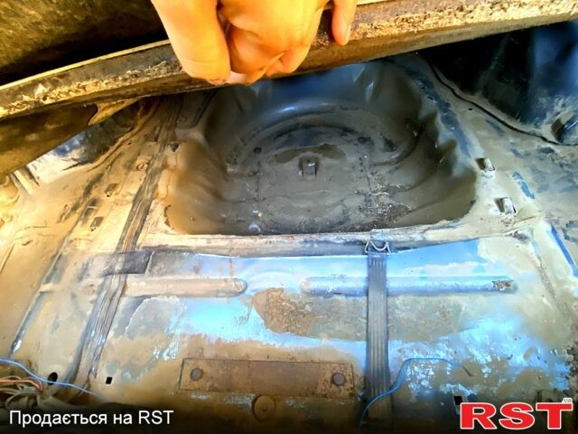 Синий ВАЗ 21099, объемом двигателя 1.5 л и пробегом 95 тыс. км за 1000 $, фото 6 на Automoto.ua