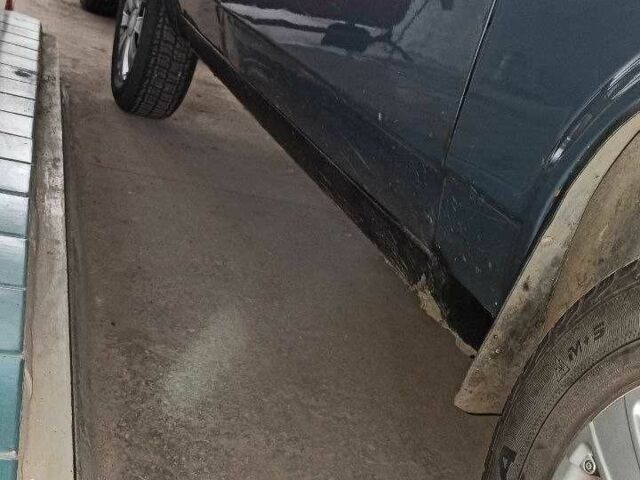 Синий ВАЗ 21099, объемом двигателя 1.5 л и пробегом 220 тыс. км за 900 $, фото 4 на Automoto.ua