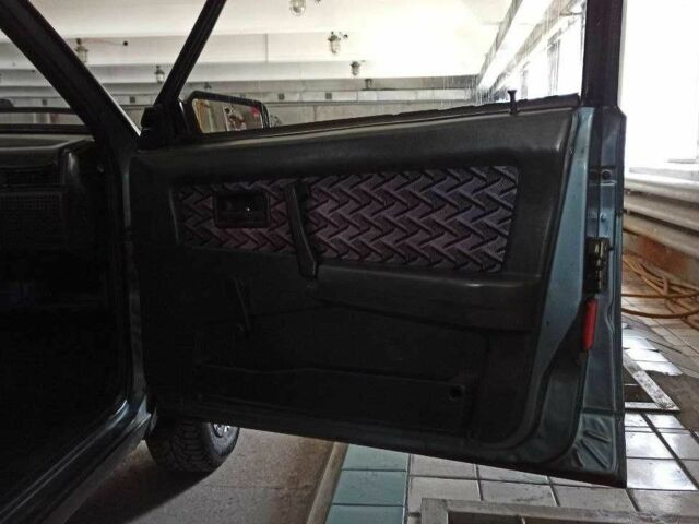 Синий ВАЗ 21099, объемом двигателя 1.5 л и пробегом 220 тыс. км за 900 $, фото 11 на Automoto.ua