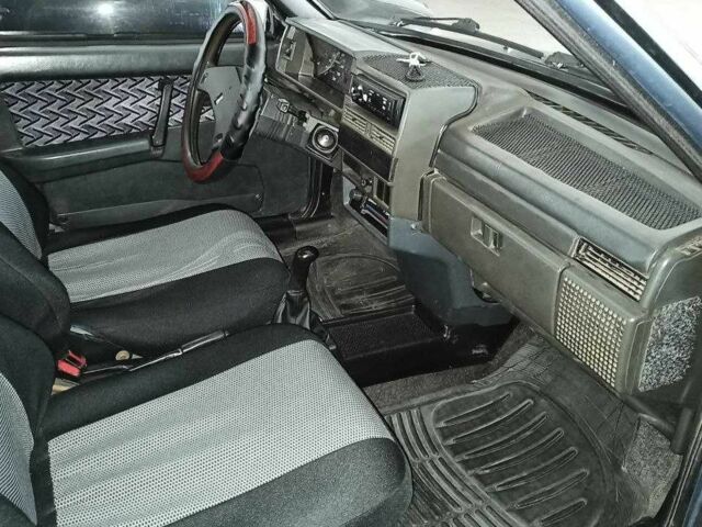Синий ВАЗ 21099, объемом двигателя 1.5 л и пробегом 220 тыс. км за 900 $, фото 13 на Automoto.ua