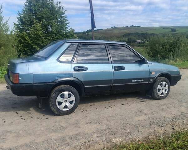 Синий ВАЗ 21099, объемом двигателя 1.5 л и пробегом 285 тыс. км за 1100 $, фото 4 на Automoto.ua