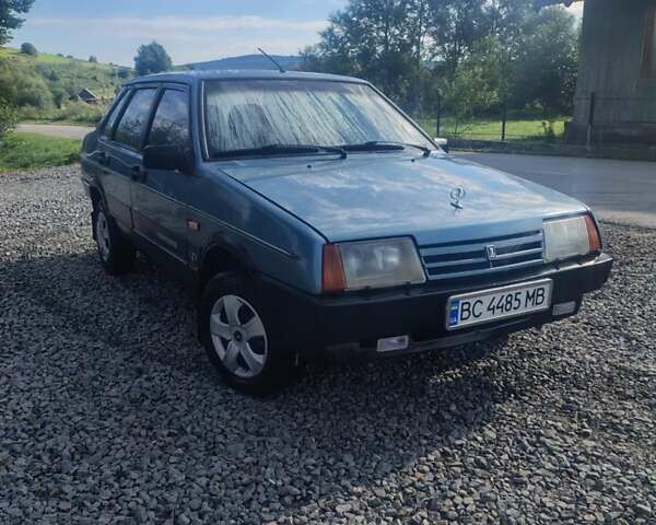 Синий ВАЗ 21099, объемом двигателя 1.5 л и пробегом 285 тыс. км за 1100 $, фото 5 на Automoto.ua