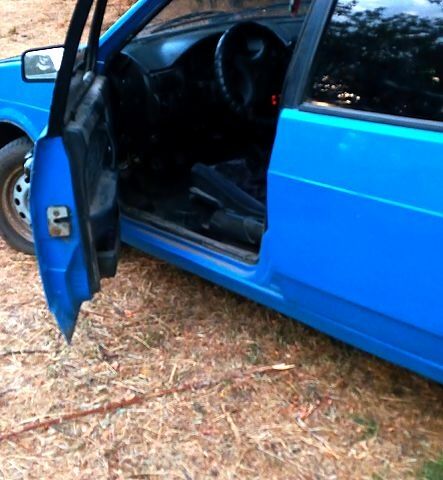 Синий ВАЗ 21099, объемом двигателя 1.5 л и пробегом 0 тыс. км за 1300 $, фото 2 на Automoto.ua