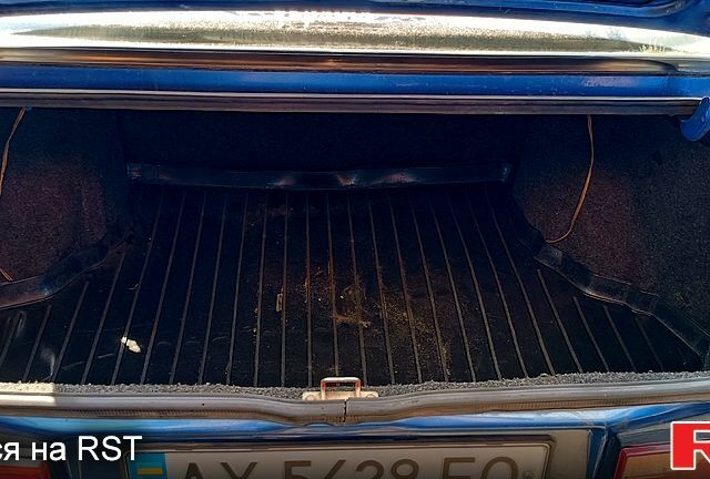 Синий ВАЗ 21099, объемом двигателя 1.5 л и пробегом 40 тыс. км за 1400 $, фото 4 на Automoto.ua