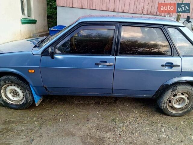 Синий ВАЗ 21099, объемом двигателя 1.5 л и пробегом 205 тыс. км за 900 $, фото 5 на Automoto.ua