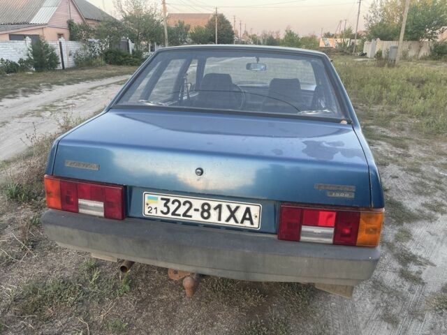 Синий ВАЗ 21099, объемом двигателя 1.5 л и пробегом 153 тыс. км за 1000 $, фото 3 на Automoto.ua