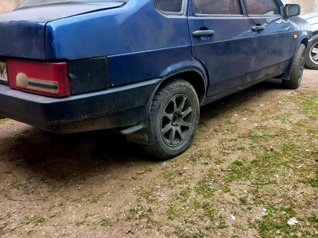 Синий ВАЗ 21099, объемом двигателя 1.5 л и пробегом 121 тыс. км за 800 $, фото 3 на Automoto.ua