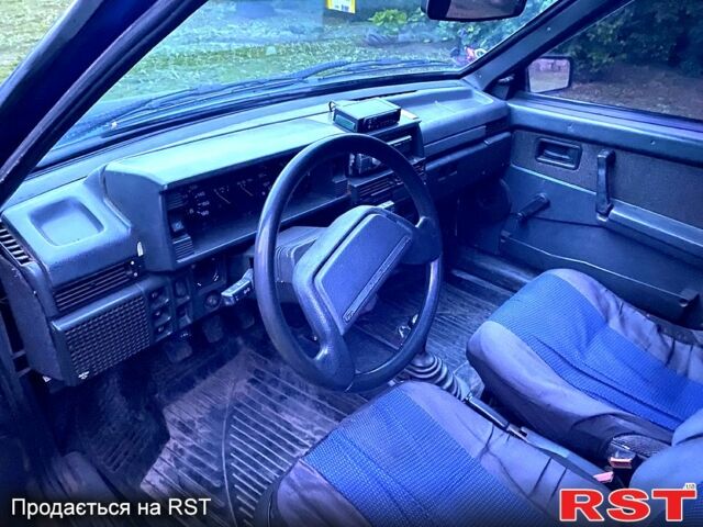 Синий ВАЗ 21099, объемом двигателя 1.5 л и пробегом 250 тыс. км за 650 $, фото 1 на Automoto.ua