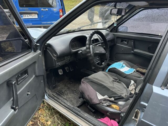 ВАЗ 21099 1996 в Славуте на Automoto.ua Синий ВАЗ 21099, объемом двигателя 1.5 л и пробегом 77 тыс. км за 150 $, фото 3 на Automoto.ua