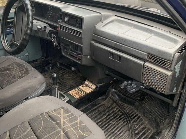 ВАЗ 21099 1996 в Каменское - Днепродзержинск на Automoto.ua Синий ВАЗ 21099, объемом двигателя 1.5 л и пробегом 250 тыс. км за 900 $, фото 6 на Automoto.ua