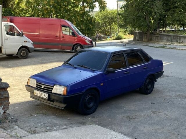Синий ВАЗ 21099, объемом двигателя 1.5 л и пробегом 130 тыс. км за 864 $, фото 3 на Automoto.ua