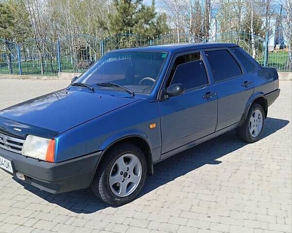 Синий ВАЗ 21099, объемом двигателя 0 л и пробегом 200 тыс. км за 1950 $, фото 9 на Automoto.ua