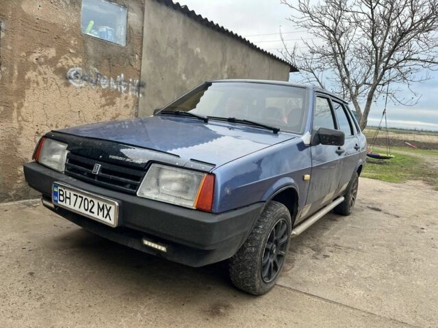 Синий ВАЗ 21099, объемом двигателя 1.5 л и пробегом 300 тыс. км за 1000 $, фото 4 на Automoto.ua