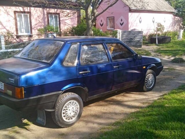 Синий ВАЗ 21099, объемом двигателя 1.5 л и пробегом 198 тыс. км за 999 $, фото 1 на Automoto.ua