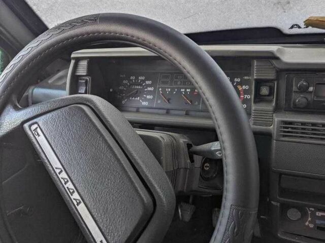 Синий ВАЗ 21099, объемом двигателя 1.5 л и пробегом 1 тыс. км за 40000 $, фото 1 на Automoto.ua